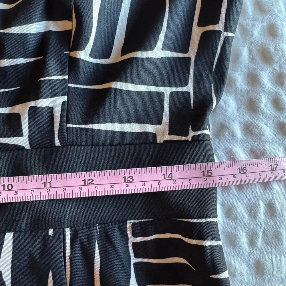 Maggy London Dress Size 8 - Picture 10 of 12